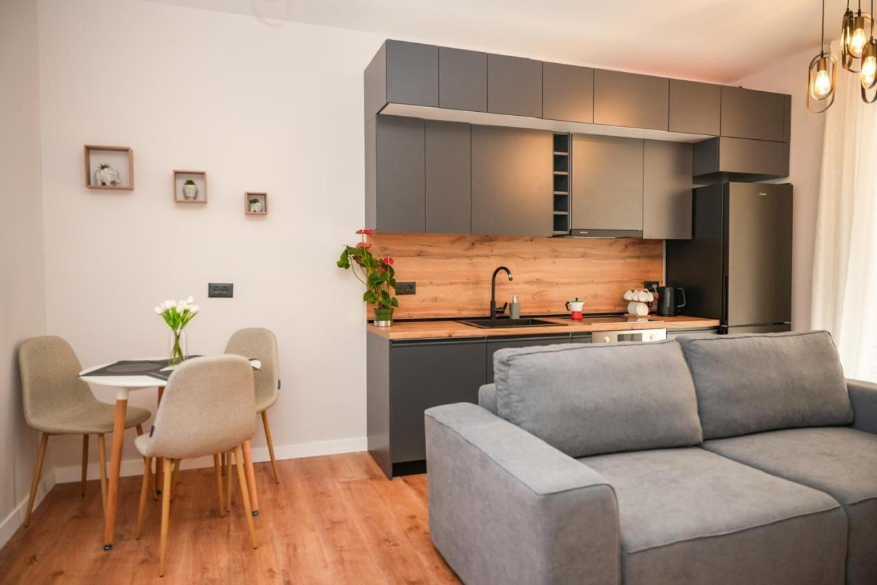 Bougainvilla Apartments Tiranë Ngoại thất bức ảnh